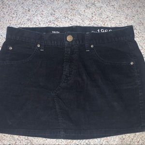 ⭐️Women’s GAP courdory skirt, ⭐️⭐️3/$30